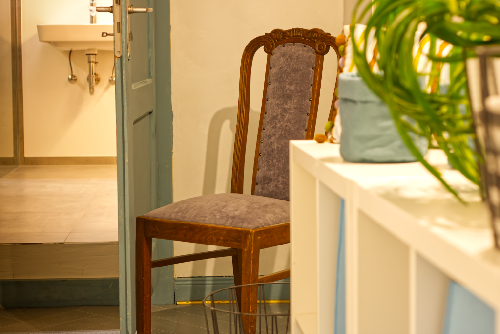 Details12
