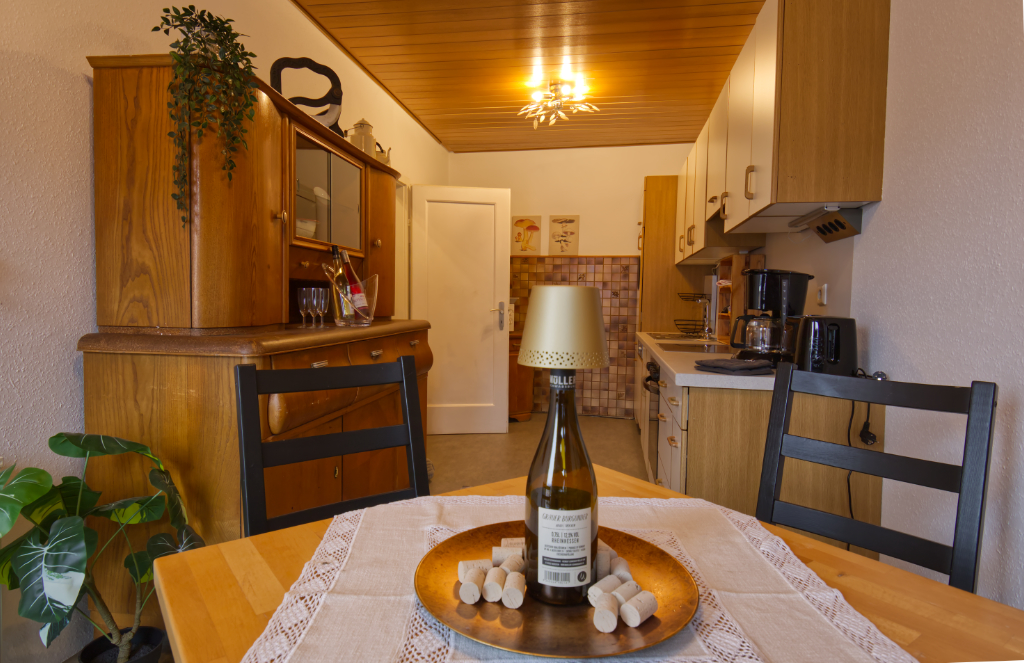 Große Küche mit viel Platz zum gemeinsamen Kochen