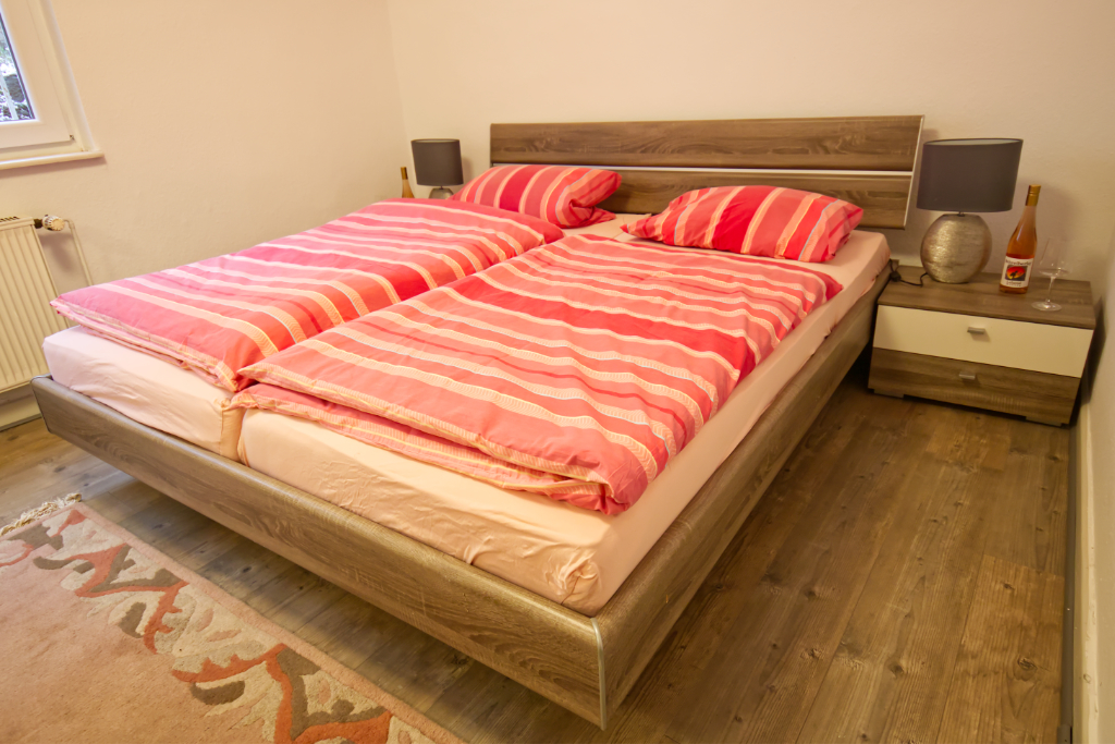 Liebevoll eingerichtetes Schlafzimmer